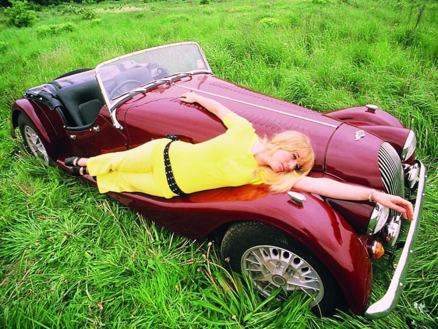 Morgan Plus 8 1968 года  (фото 3 из 17)